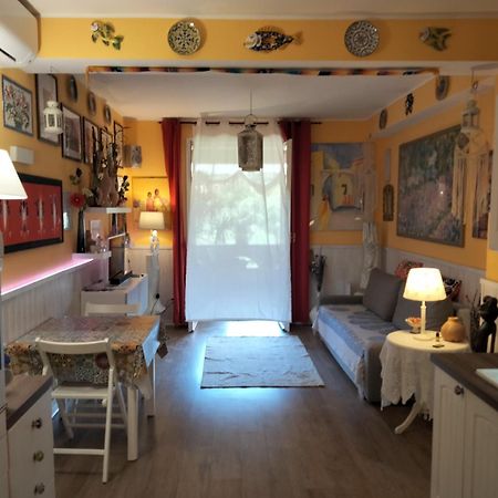 Iris House Apartment Agnone Bagni Luaran gambar